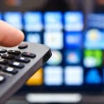 Remote control pointing at screens