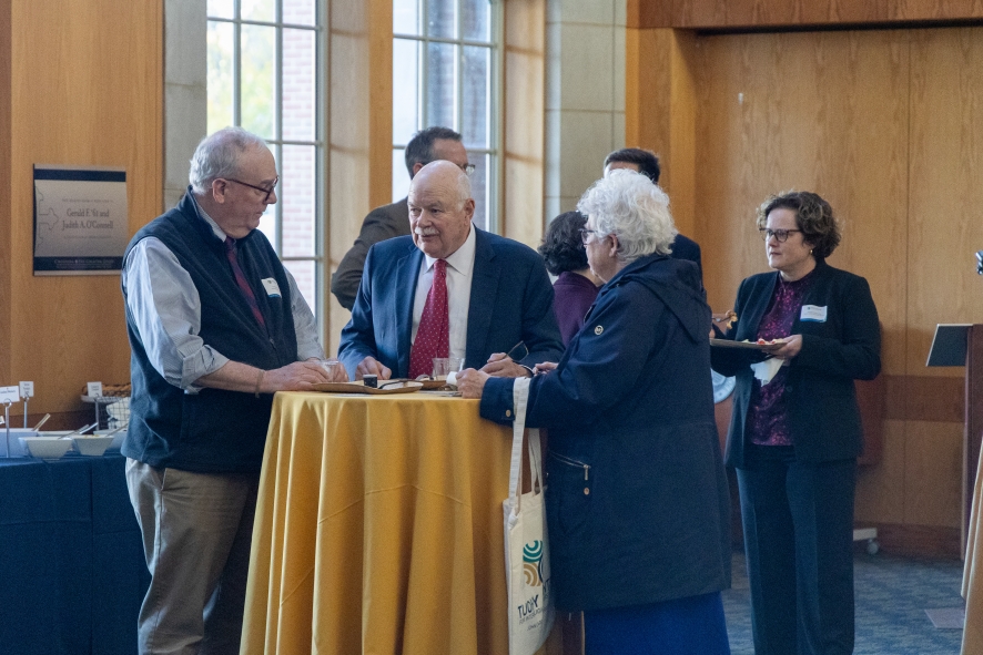 guests at the reception