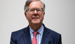 Headshot of Pete Williams, former NBC News Justice Correspondent