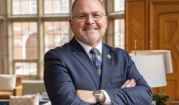 Alan Miciak 2025 sq.jpg