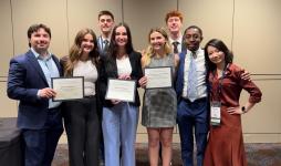 Rachel Noebe ’25 and team at the American Marketing Association’s International Collegiate Conference in New Orleans