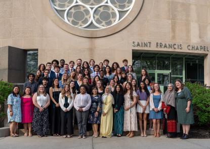 Photo of first-gen college students at JCU